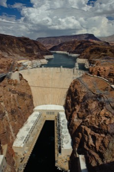  Hoover Dam 