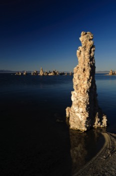  Mono Lake 