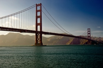  Golden Gate Bridge 