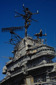  USS Hornet 