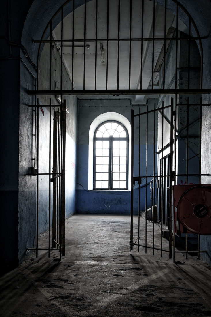  Prison H15 